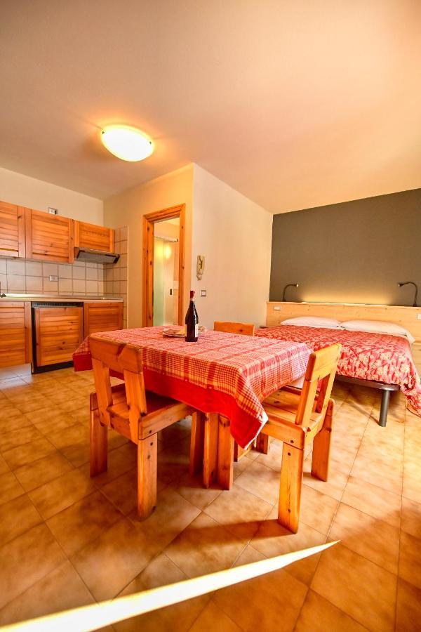 Residence Raethia Tra Bormio E Livigno Pradelle Εξωτερικό φωτογραφία